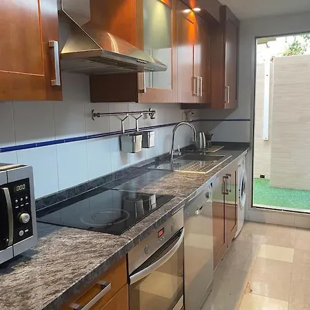 Διαμέρισμα Bonito Con Wifi Y Patio *